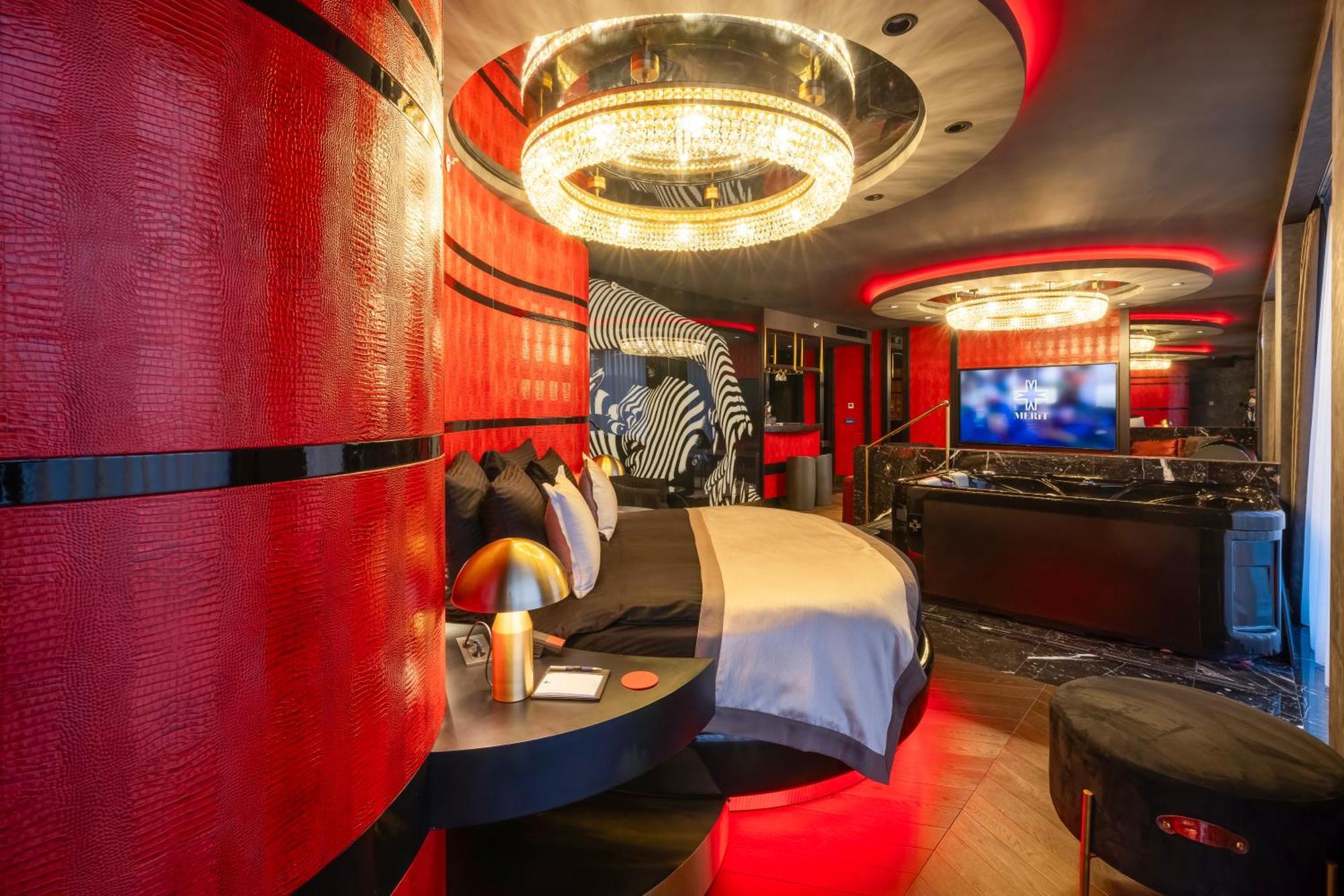 Merit Starlit Hotel & Residences 布德瓦 外观 照片