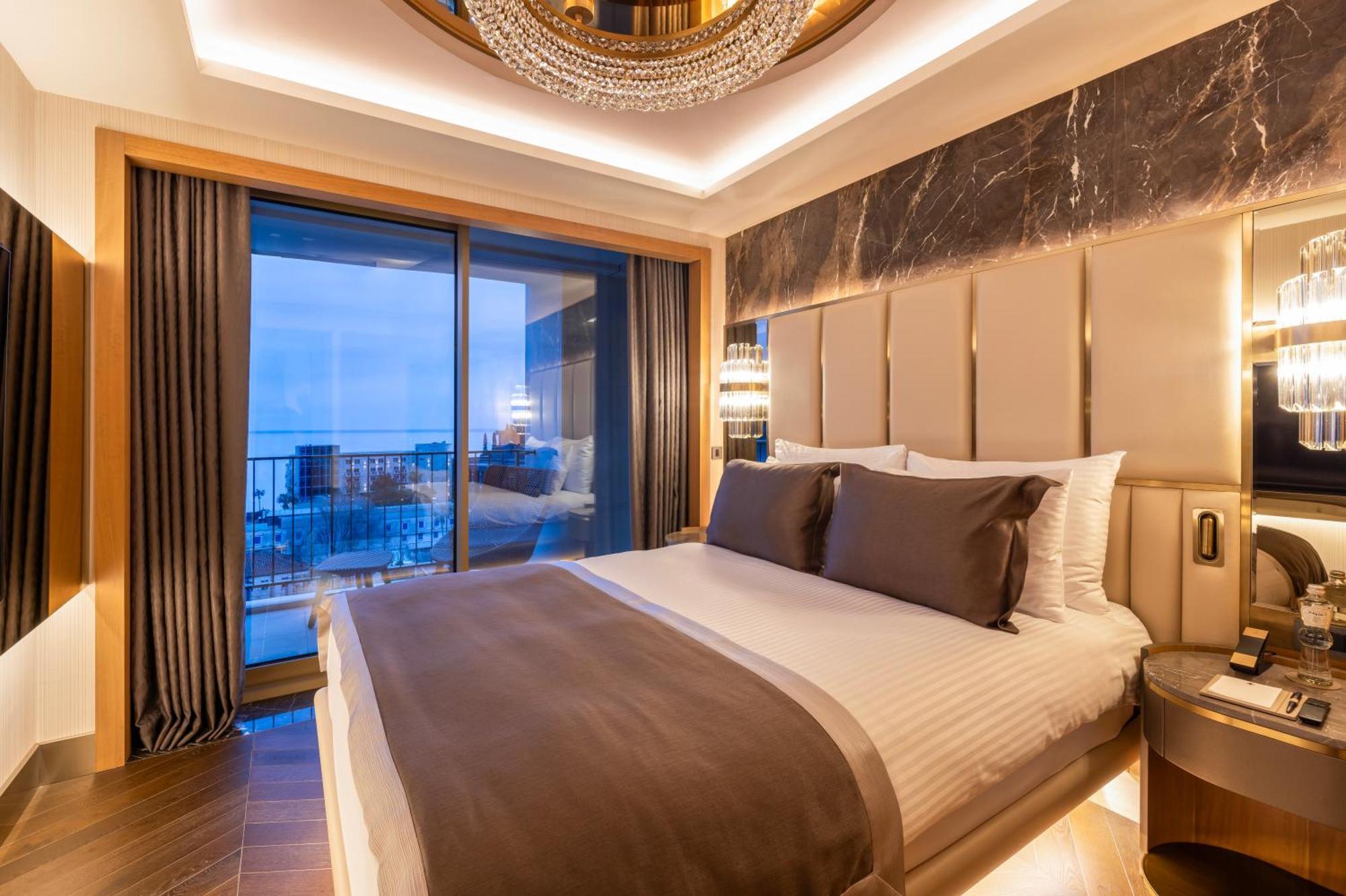 Merit Starlit Hotel & Residences 布德瓦 外观 照片