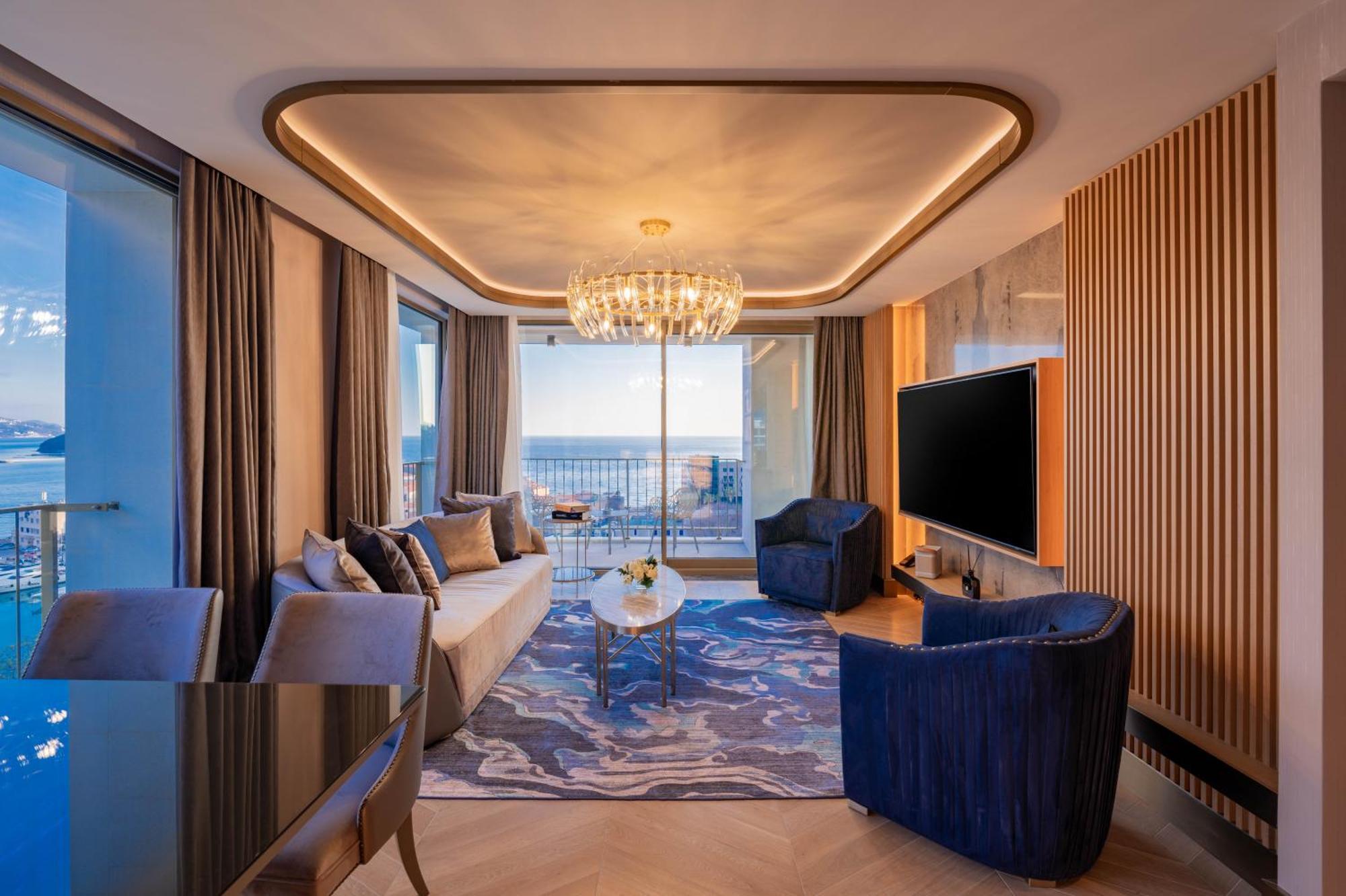Merit Starlit Hotel & Residences 布德瓦 外观 照片