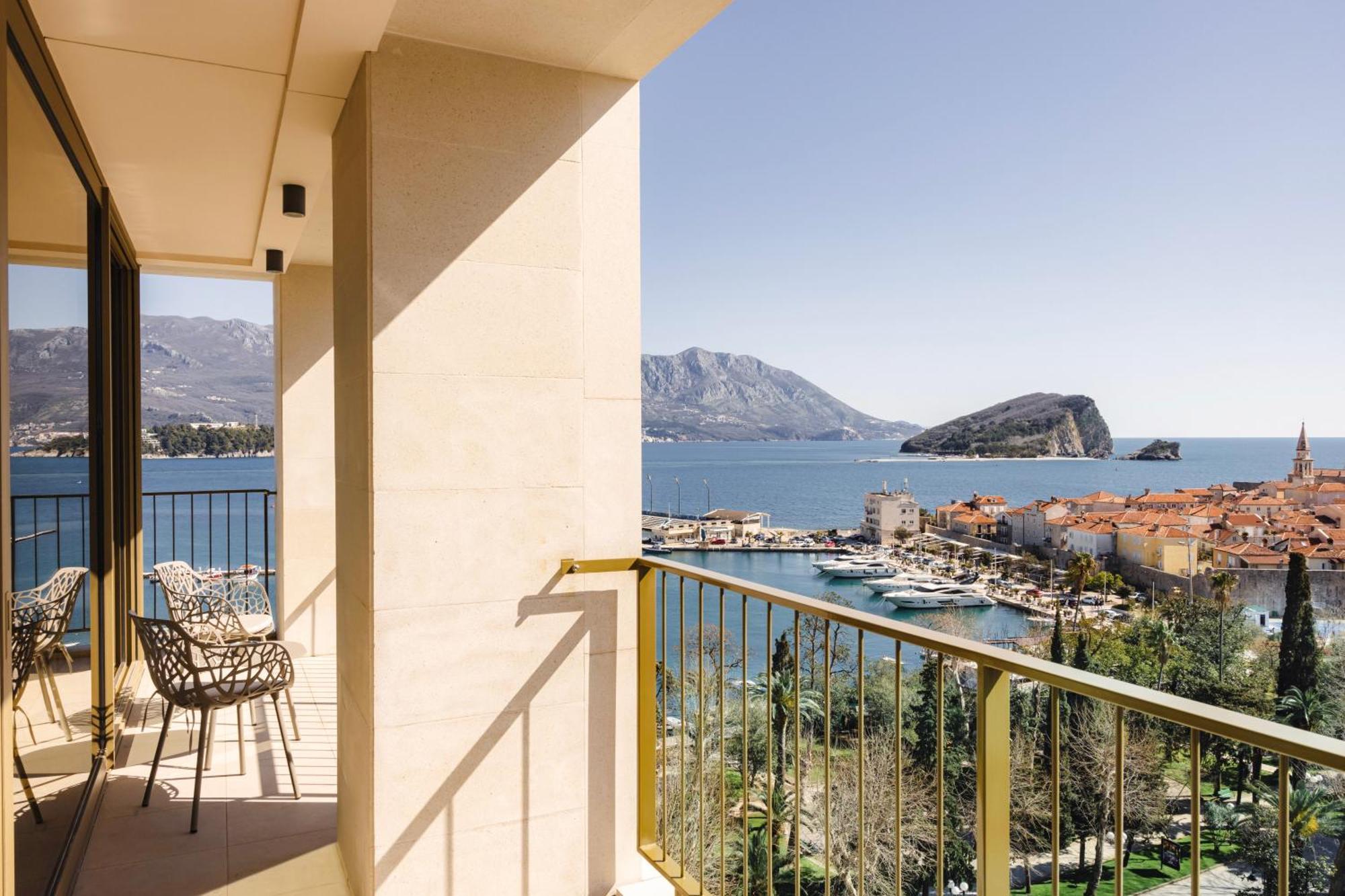 Merit Starlit Hotel & Residences 布德瓦 外观 照片