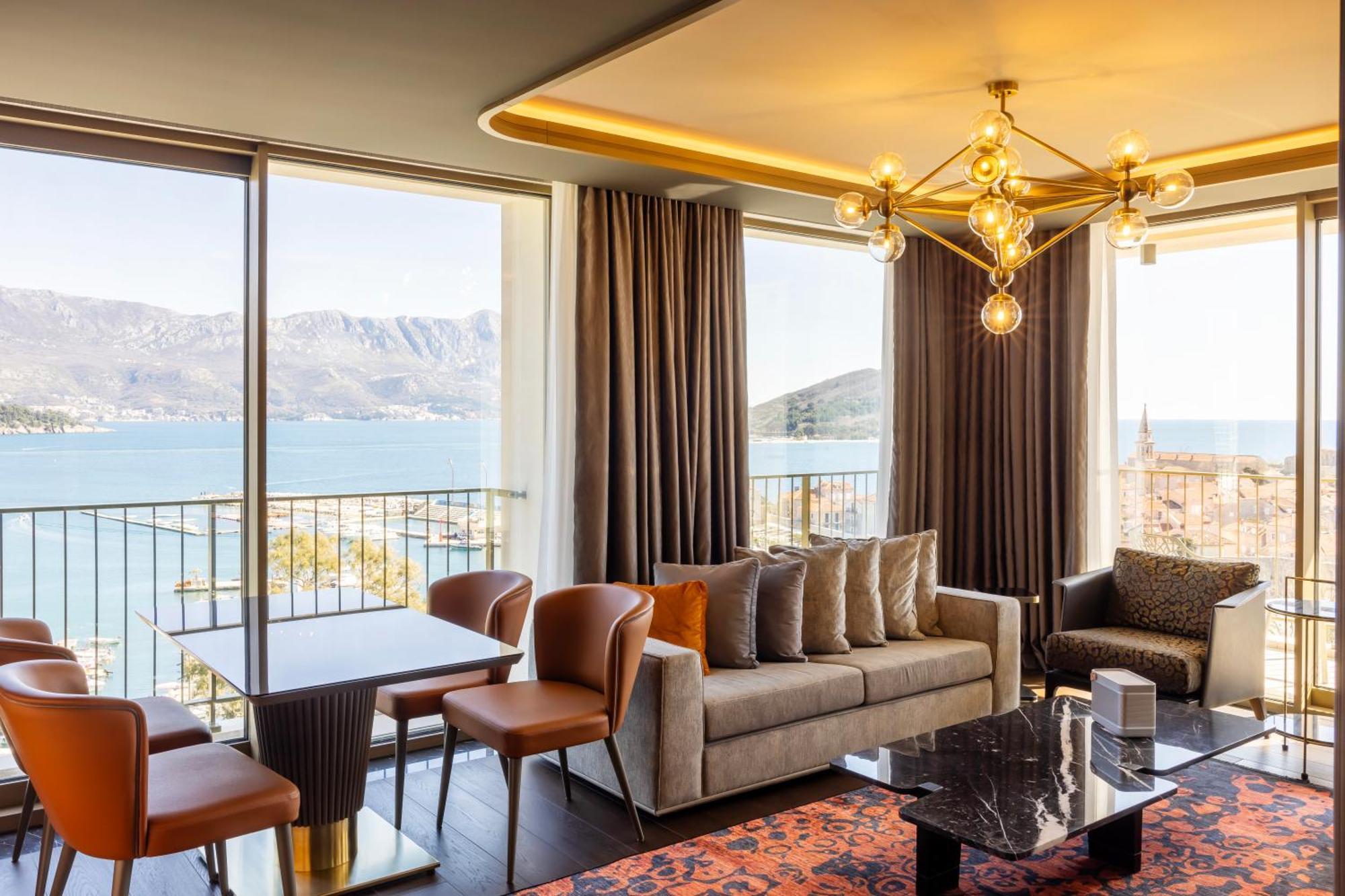 Merit Starlit Hotel & Residences 布德瓦 外观 照片