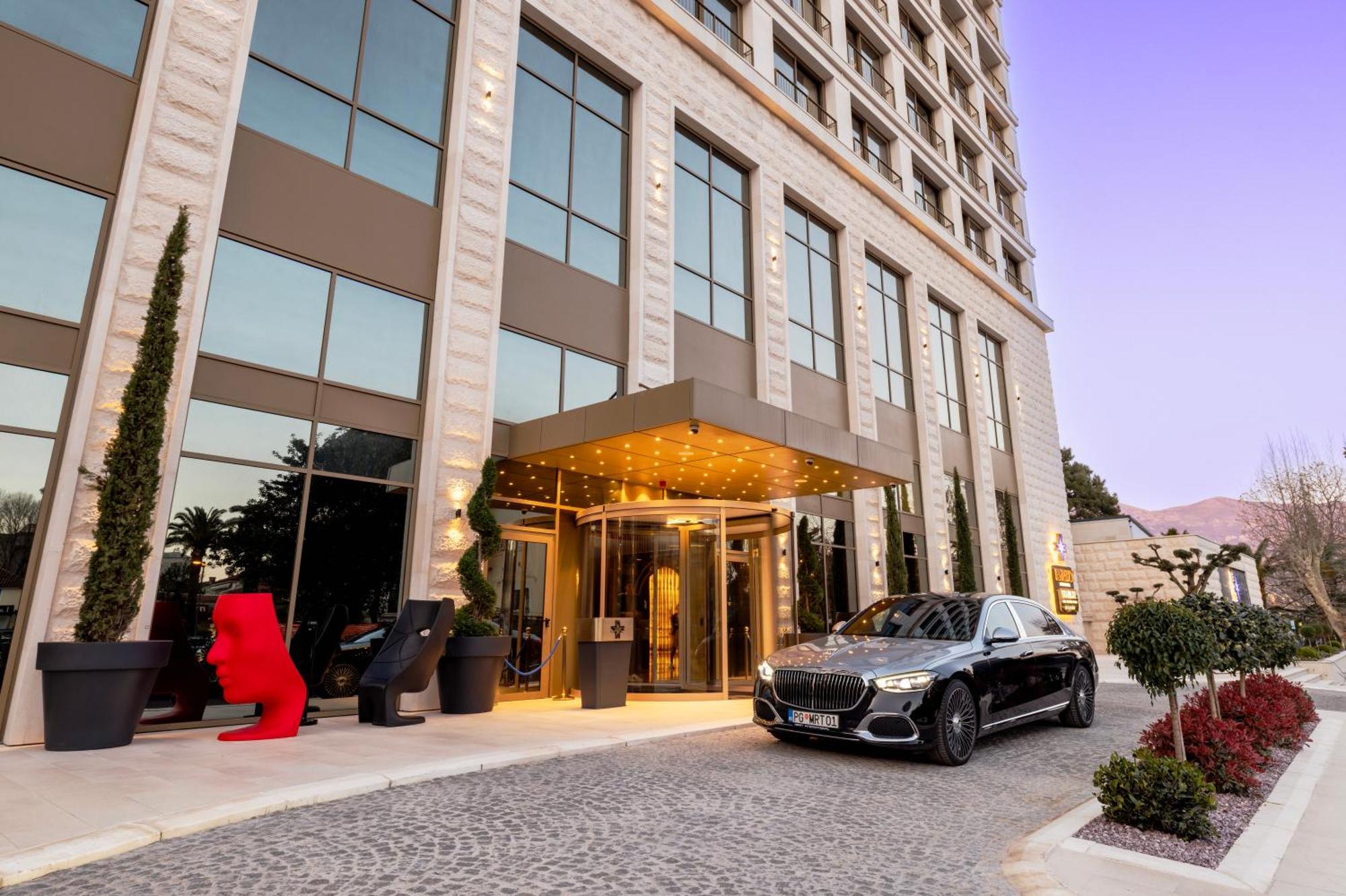 Merit Starlit Hotel & Residences 布德瓦 外观 照片