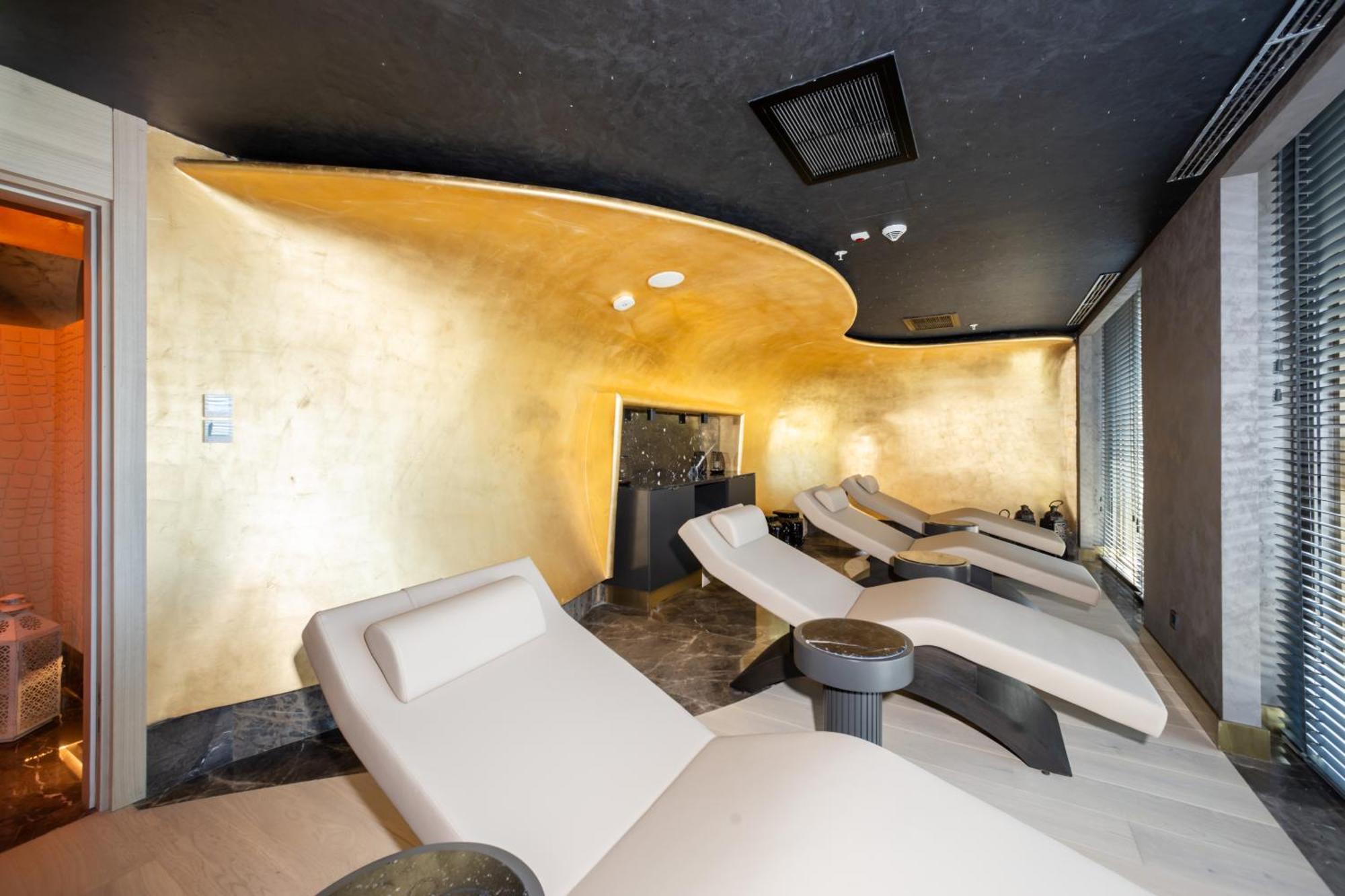 Merit Starlit Hotel & Residences 布德瓦 外观 照片